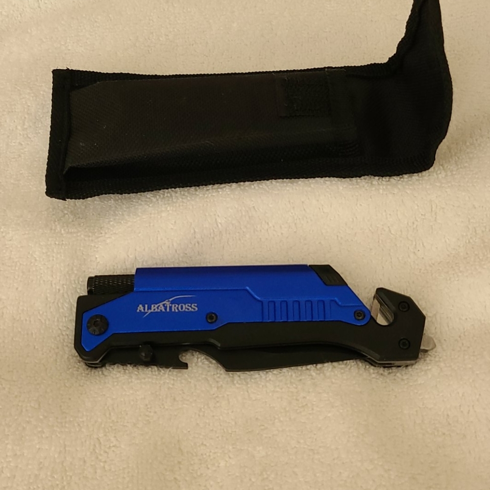 Pocket utensil with carrying case